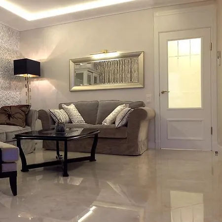 At Commodoro Apartment Villeneuve-Loubet