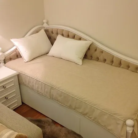 At Commodoro Appartement