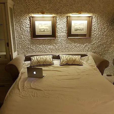 At Commodoro Villeneuve-Loubet