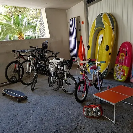 At Commodoro Appartement *