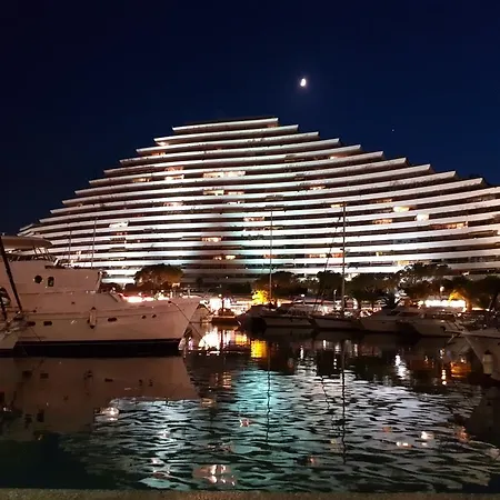 Appartement At Commodoro